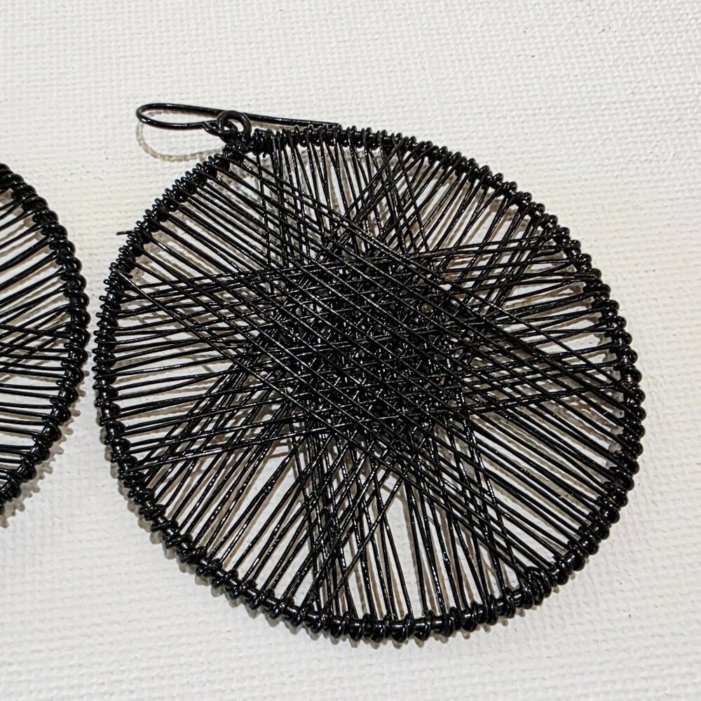 Black Round Woven Star Black Wire Dangle Hoop Pierced French Hook Earrings - Picture 7 of 9